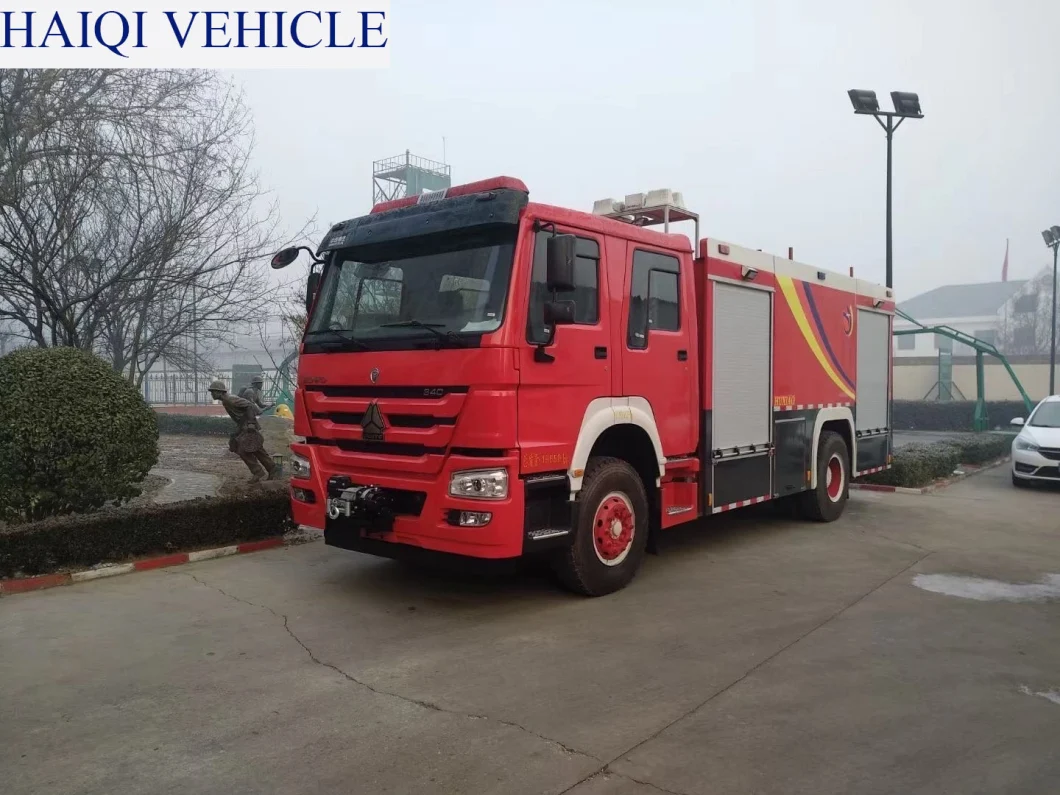 4X2 and 6X4 Fire Fight Equipment Truck for Fire Fighting Task