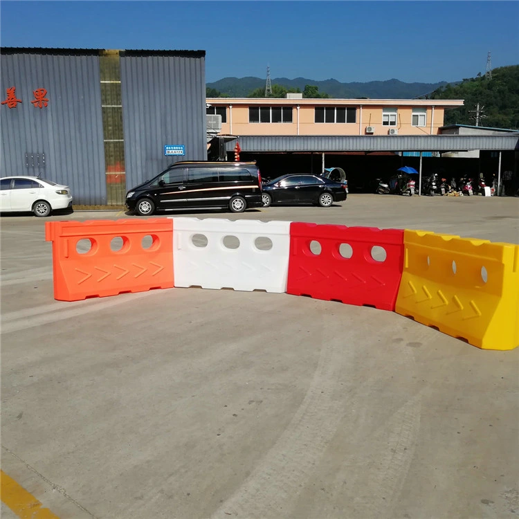 Hongqiao Red Rotational Plastic Water Filled Barriers Roadside Barrier