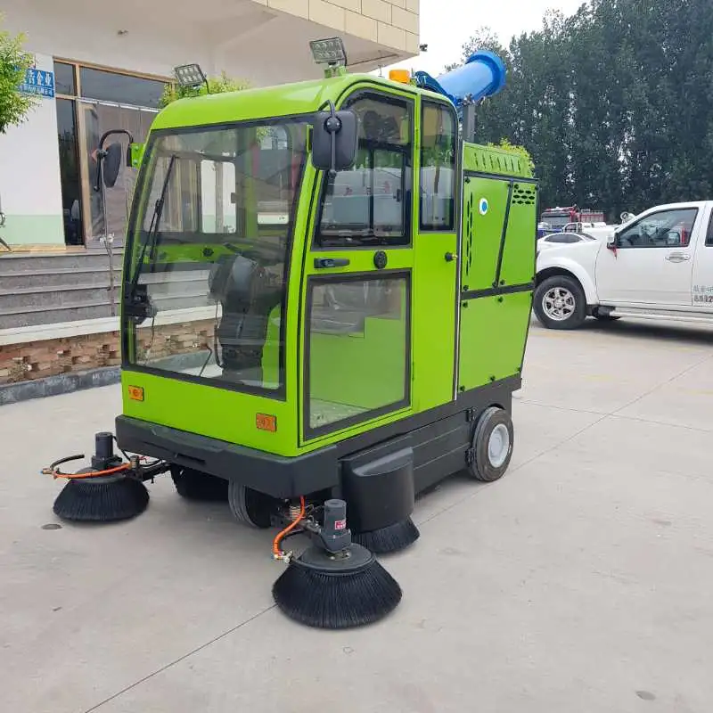 Fully Enclosed Environmental Protection Five Brush Fog Cannon Sweeper Street Ride on Type Road Sweeper