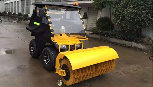 Tractor Driving Ride on Gasoline Powered Snow Sweeper/Snow Removal Machine/Snow Cleaning Machine/Power Broom