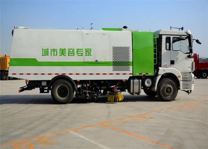 Four Broom Sweeper Truck, Street Sweeper Vacuum Truck for Road Cleaning