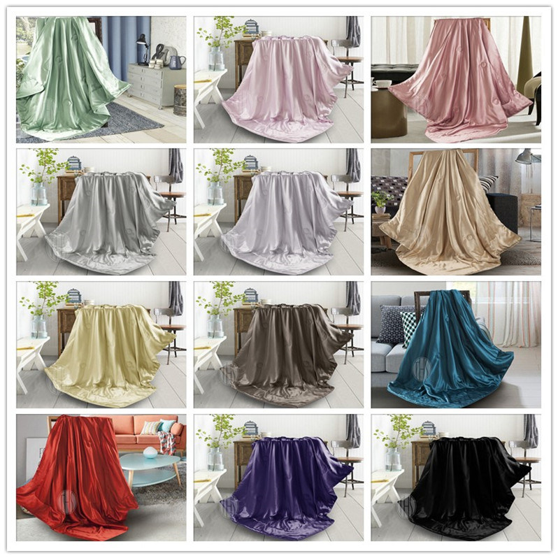 Hot Sale Silk Fabric and Filling Summer Blanket Comforter