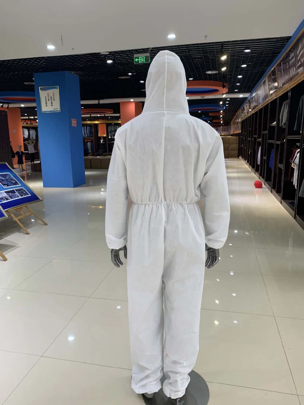 Hot Sale PPE Equipment Personal Disposable Suit Single Use SMS PPE Clothing Gown PPE Suit