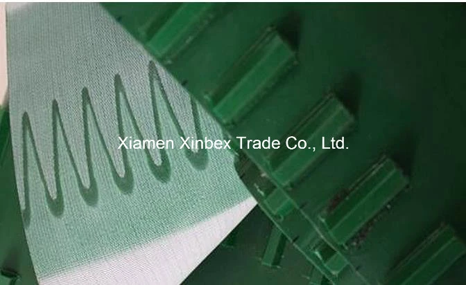 3mm Green PVC Conveyor Belt Smooth Shiny Design with Cleats for Agricultural Elevator Conveying Pb-G30