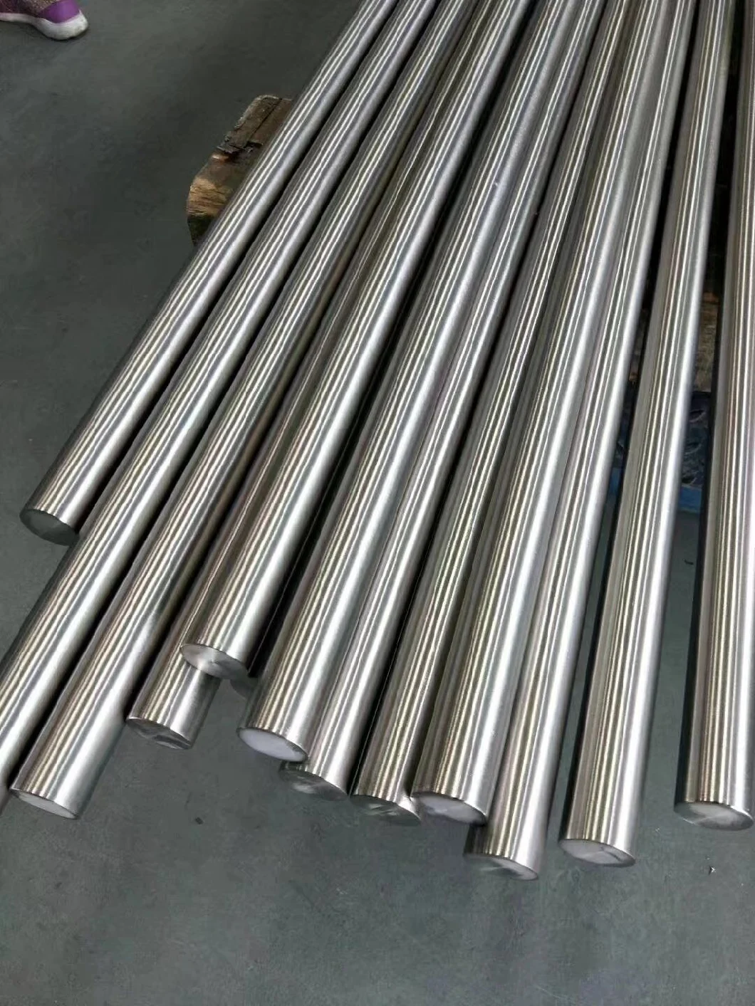 ASTM B348 Gr1 Gr2 Gr5 Titanium Sputtering Target/ Titanium Rod/F 316 Square Titanium Bar/Ti6al4V Medical Titanium Bar