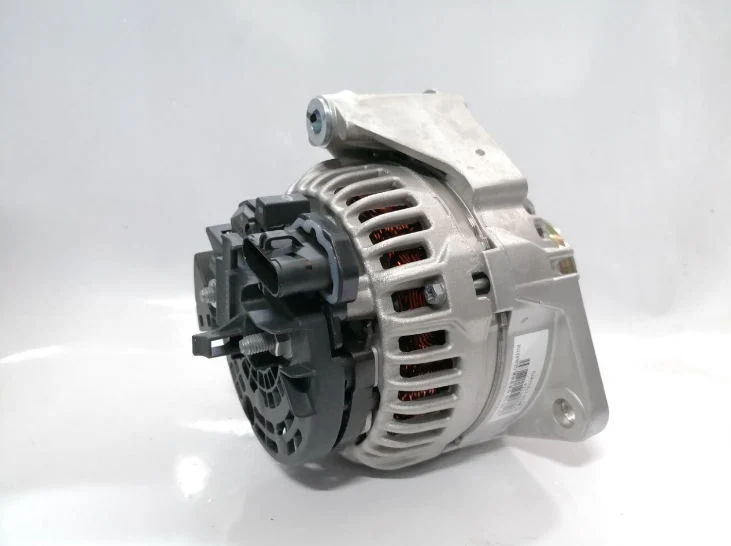 Weichai Wp13. Wp13 Engine Parts Bosch Alternator Generator 612600091124