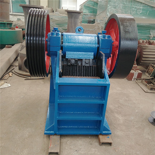 High Effectivity Crusher/Jaw Crusher/Crusher Machine