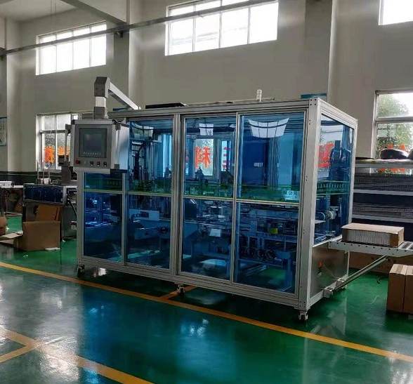 Four Side Single Sealing Wet Tissue Making and Packing Machine