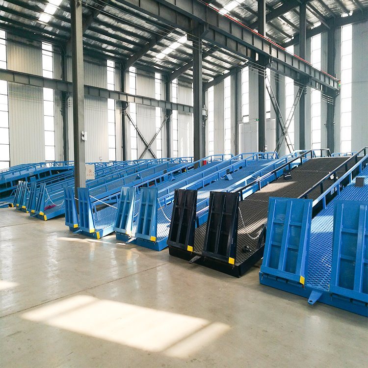 8 Tons 10 Tons 12 Tons Forklift Loading Dock Hydraulic Container Load Ramp