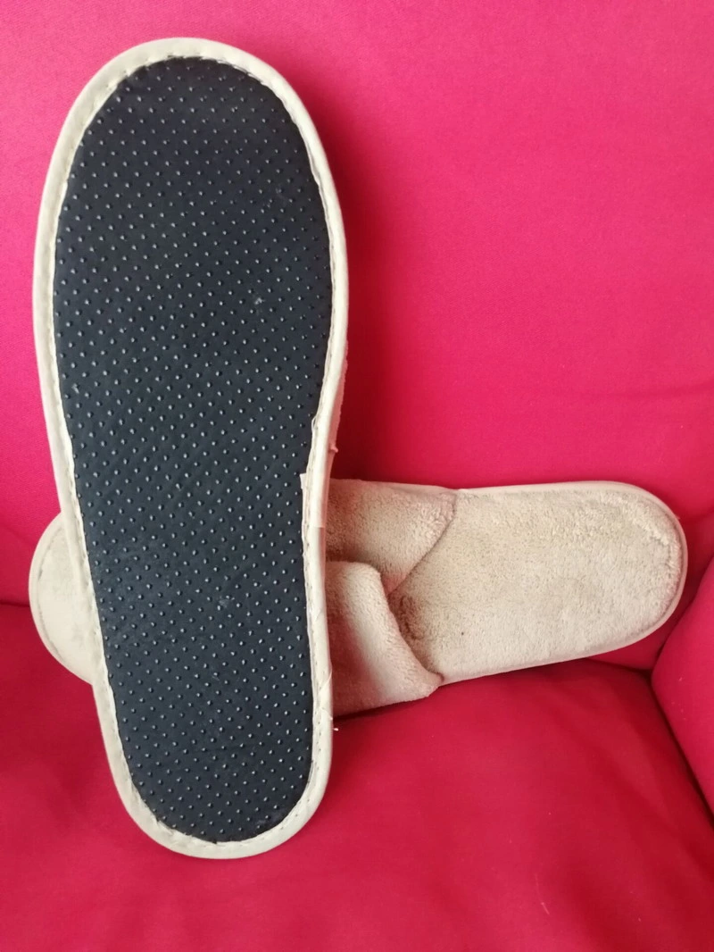 Custom Men Slipper Women Slipper Disposable Airline Hotel or Travel Footwear Men Women Slippers