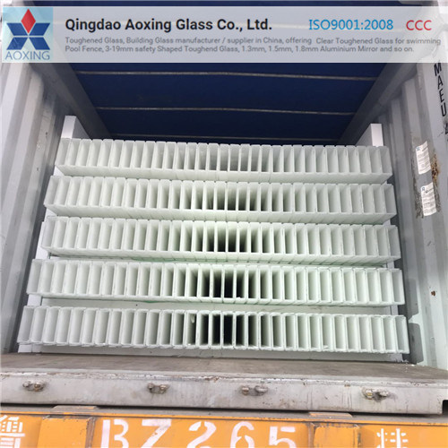 Float Tempered/Toughened Textured/Patternedu Glass Profile for Building