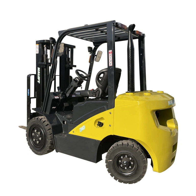 2.5t 4 Wheel Diesel Counterbalance Forklift Machines Truck with Yanmar 4tne92