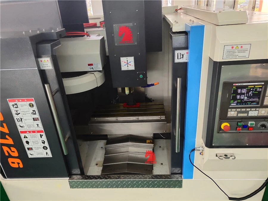 Vmc550L 3 4 Axis Metal Small Bench Vertical Taiwan CNC Milling Machine for Sale