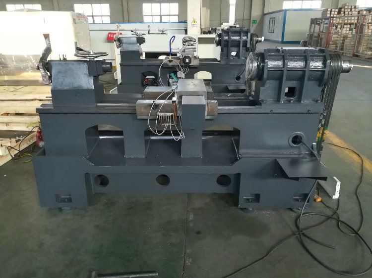 Conventional CNC Machine Tools 4-Station Horizontal Metal CNC Lathe Machine