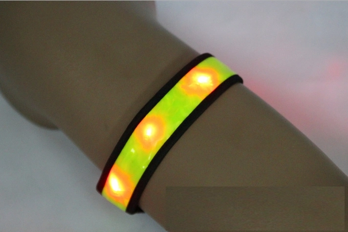 Reflective Snap on Band Reflective Slapwrap Wrist Band