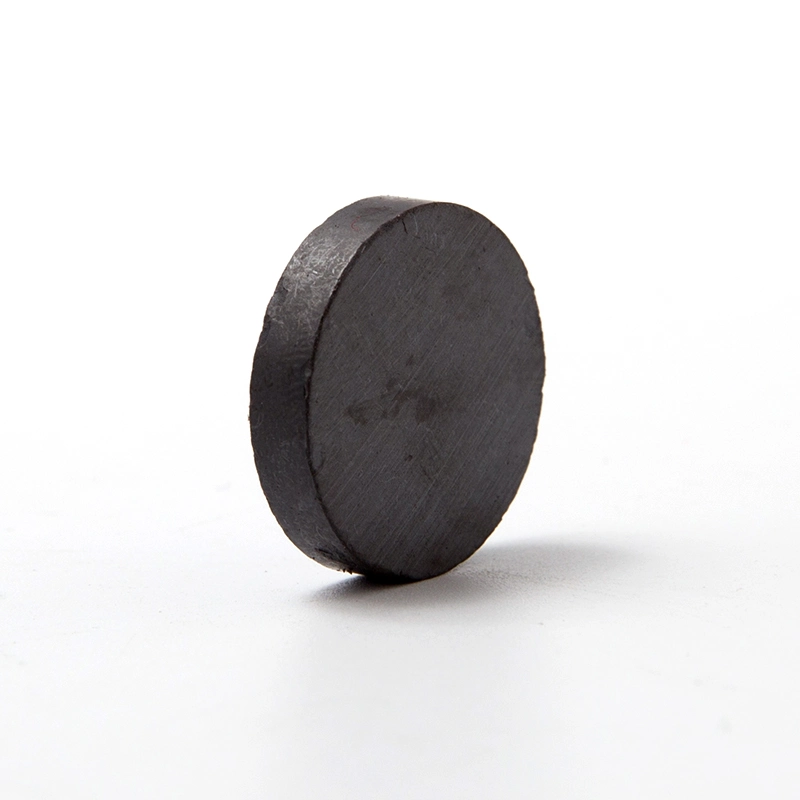 Disc Ceramic Fridge Magnets Strong Flat Round Black Ferrite Magnet