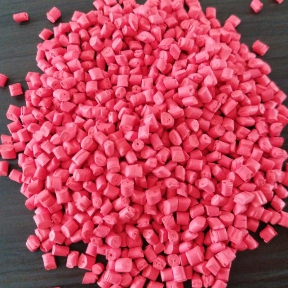 PE Red Weather Resistant Functional Masterbatch with Antioxidant for PP PE Plastics Products