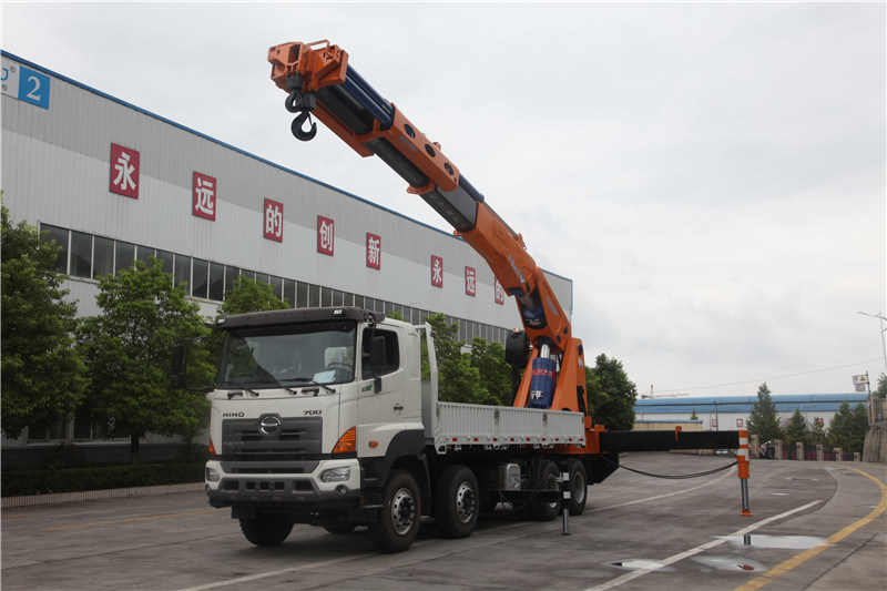 Crane manufacturer 80 ton Knuckle Boom RC Truck Mounted Crane truck crane