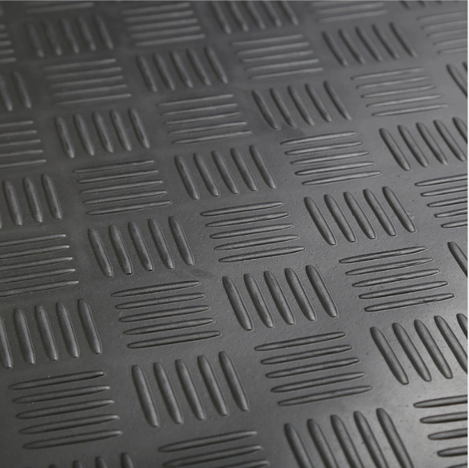 Floor Ues Checker Rubber Sheets/Mats Made in China