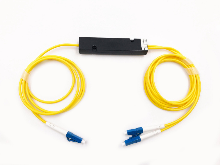 1X2 3.0mm LC/PC Plastic Box Optical Fiber Fbt Coupler