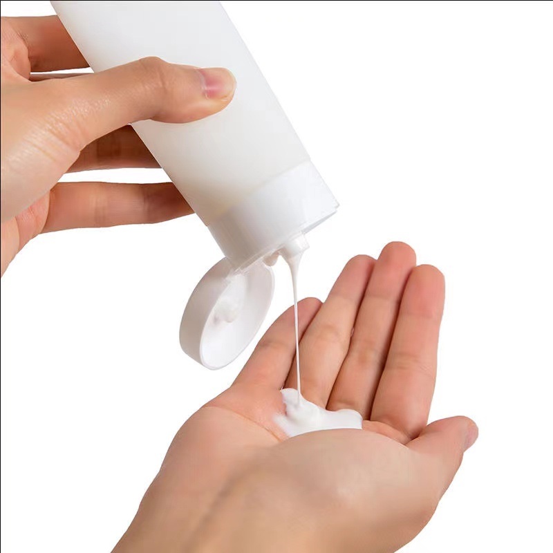 White Empty Facial Cleanser Cosmetic Lotion Bottle Plastic Soft Tube with Flip Top Cap