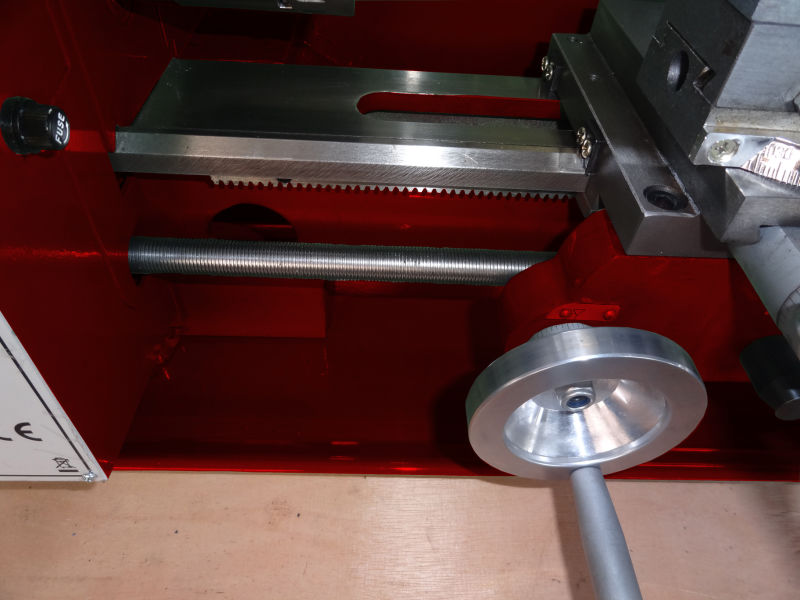 Low Price High Precision Horizontal Manual Lathe Machine (KY6118-350)