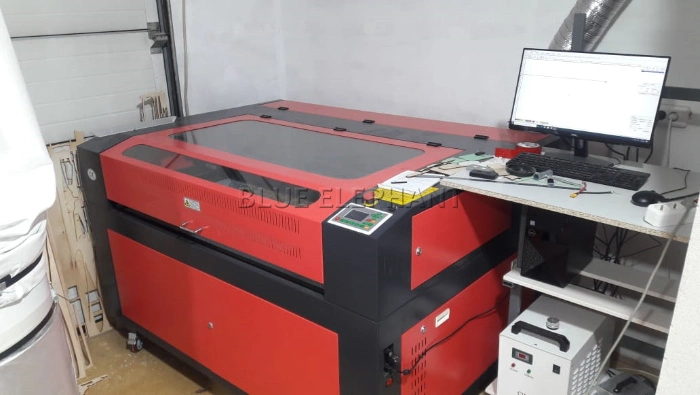 Widely Used CO2 Metal Laser Cutting Machine for Sheet Metal and Advertising Industry