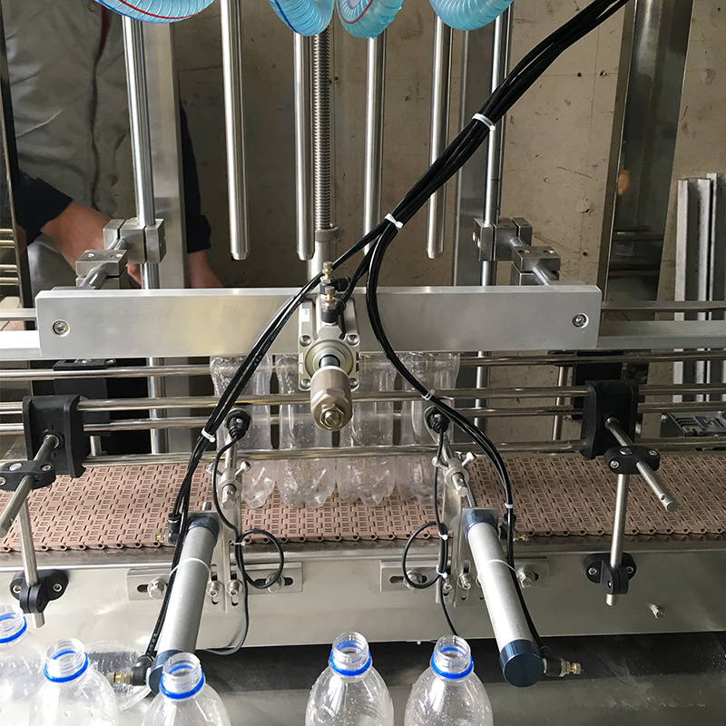 4 Heads Shampoo Filling Machine Bottle Filling Machine Lotion Filling Machine