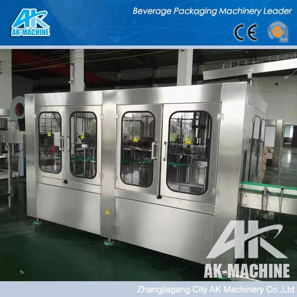 Ce Approved Carbonated Drinks Filling Bottling Machine for Sparkling Water