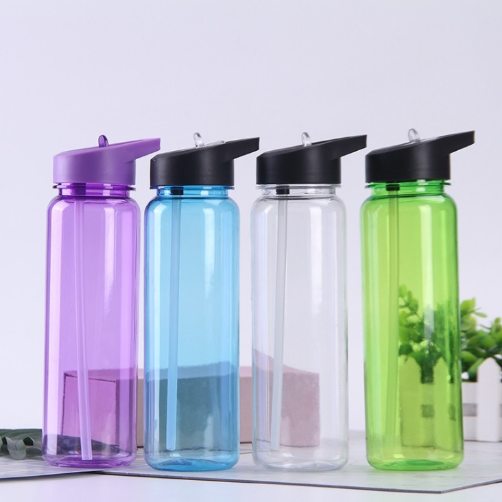 Popular Products 2020 BPA Free Bottles for Drinks Plastic with Lid and Straw Sell Plastic Bottles 700ml Juice Bottle Plastic