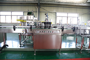 Factory Price Automatic Body Spray Filling Machine